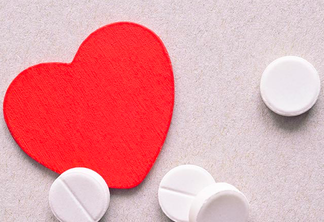 Uso de aspirina en prevención primaria en pacientes con insuficiencia cardíaca y diabetes mellitus